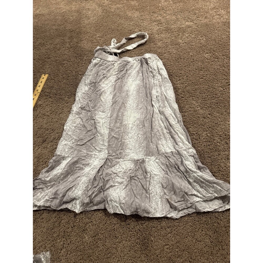 Sim & Sam faux wrap maxi skirt snake print white/tan tie waist SZ 4 ruffle hem - Picture 8 of 8
